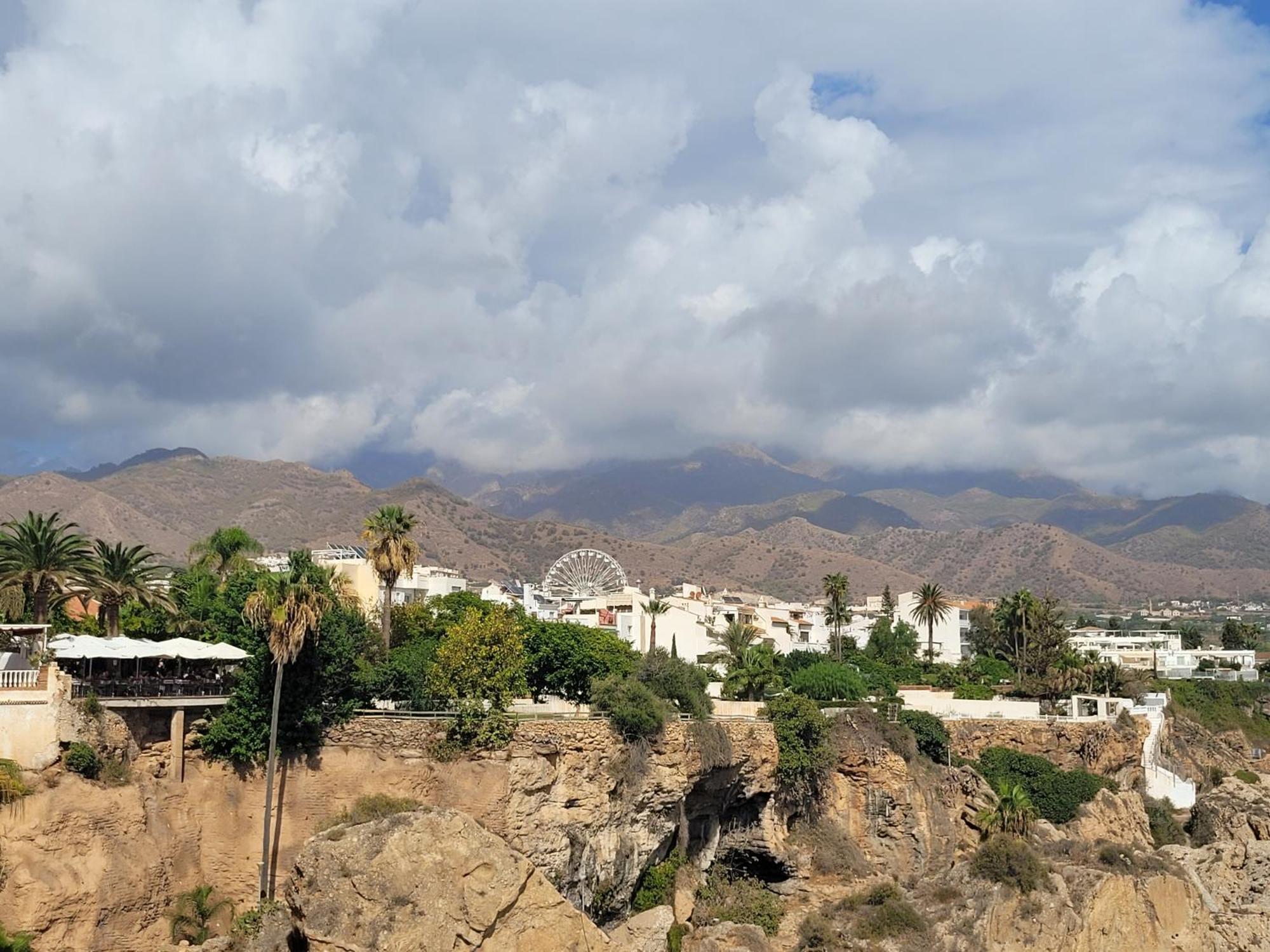 Apartamentos Nerja 2 Exterior photo